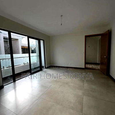 5bdrm Townhouse/Terrace in Lavington Green for sale - Image 5