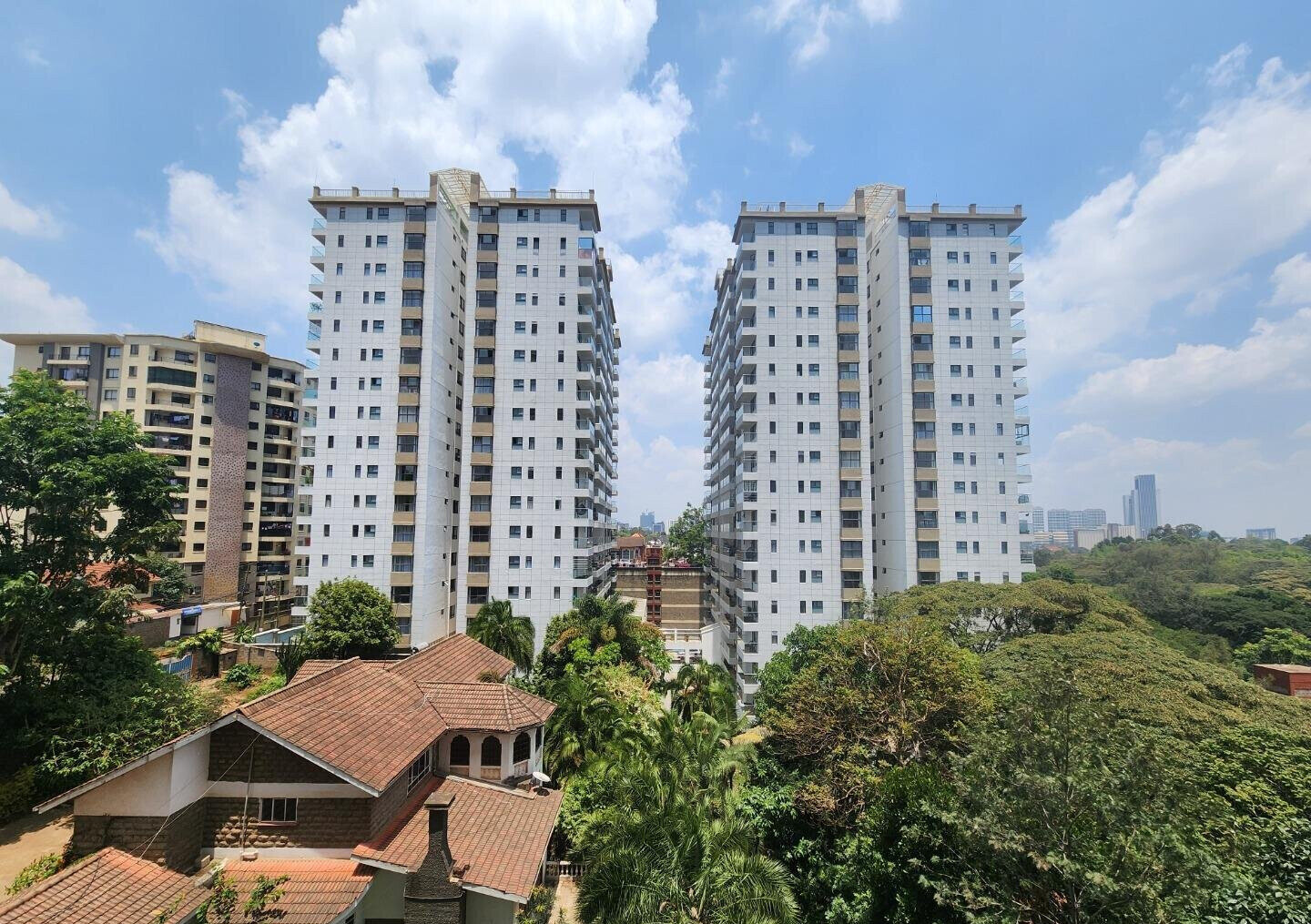 4BR with Arboretum Views & Rooftop Club - Kileleshwa