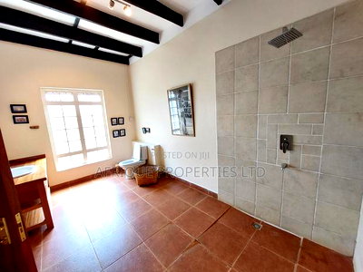 Furnished 5bdrm Mansion in Runda for rent - Image 9