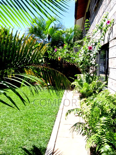 5bdrm Townhouse / Terrace in Lavington for rent - Image 11