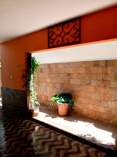 5bdrm Townhouse / Terrace in Lavington for rent - Image 9