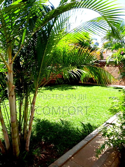 5bdrm Townhouse / Terrace in Lavington for rent - Image 1