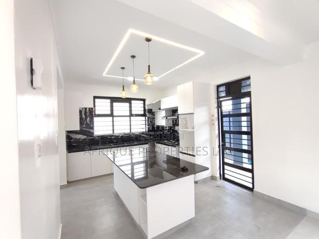 4bdrm Villa in Mugutha, Ruiru for sale