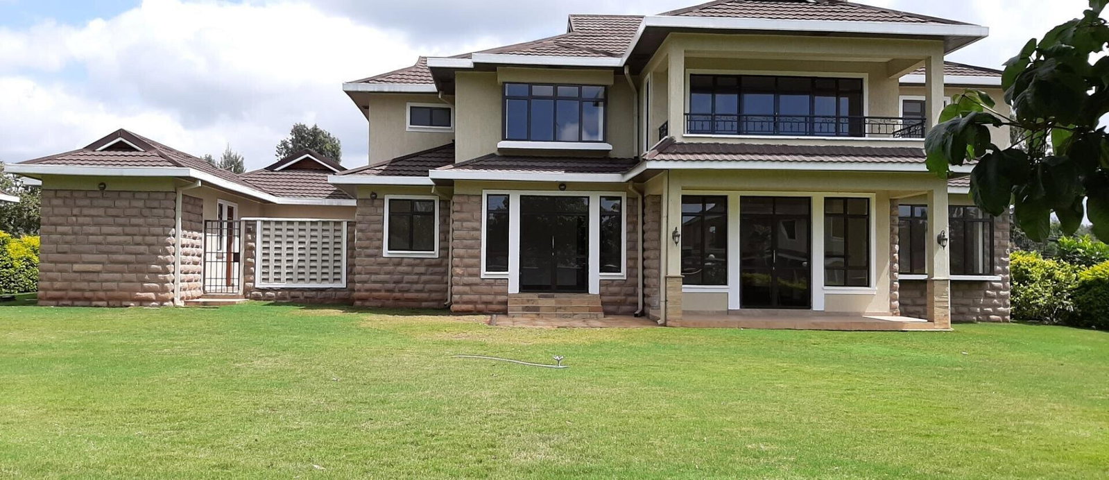 4-Ensuite Townhouse with Fireplace & Staff Quarters – Karen