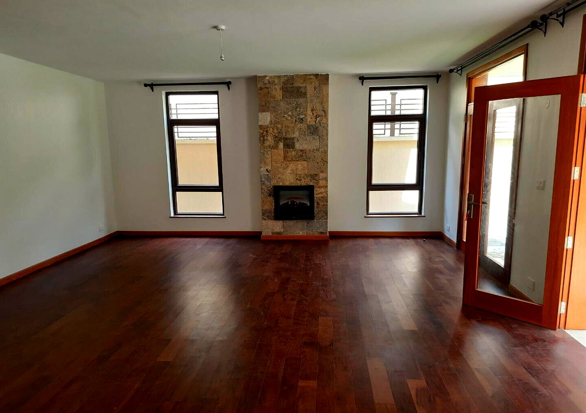 5-Ensuite Villa with Study & Attic Office - Lavington Gated Compound