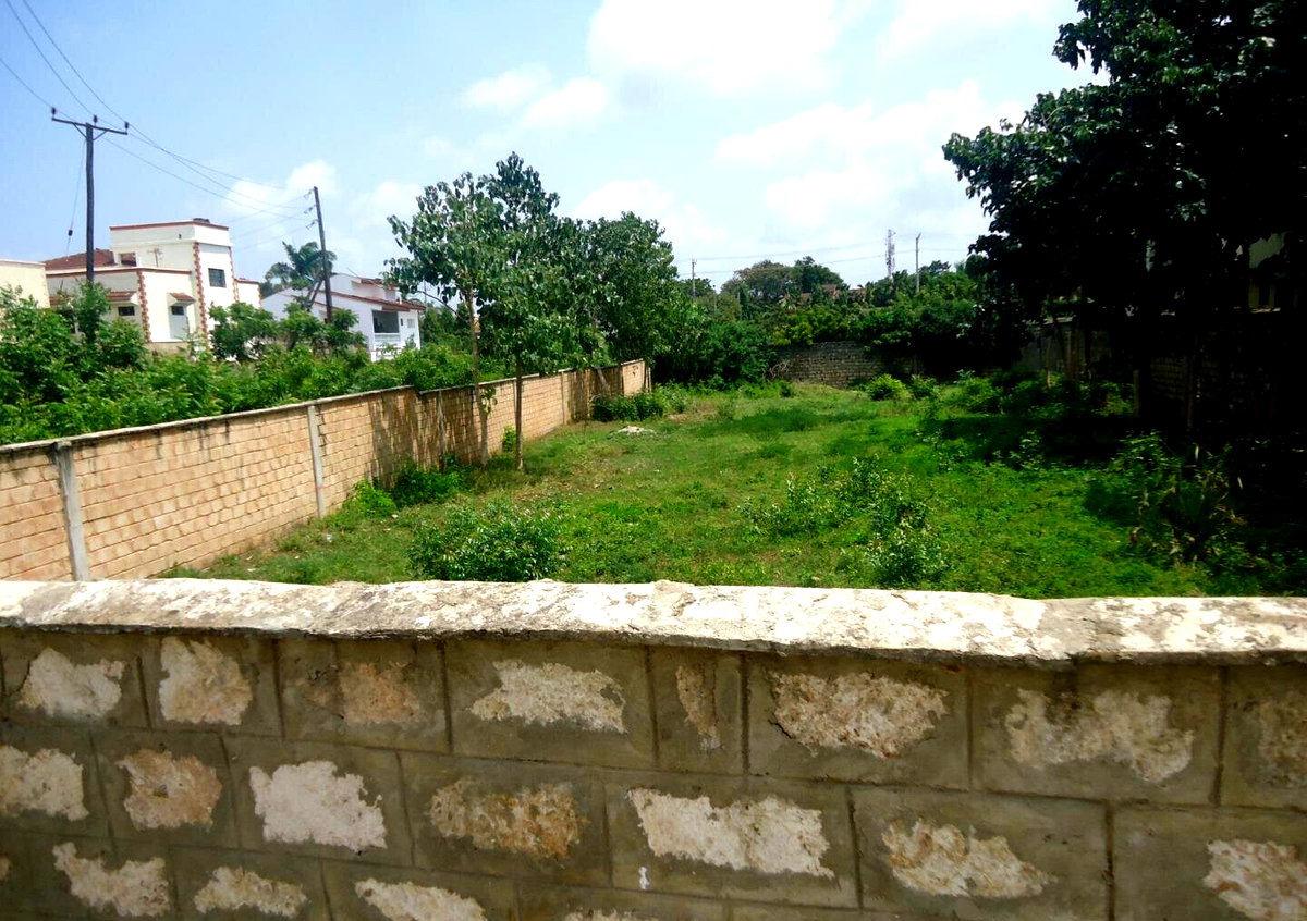 2.5-Acre Garden Plot with Parking - Nyali
