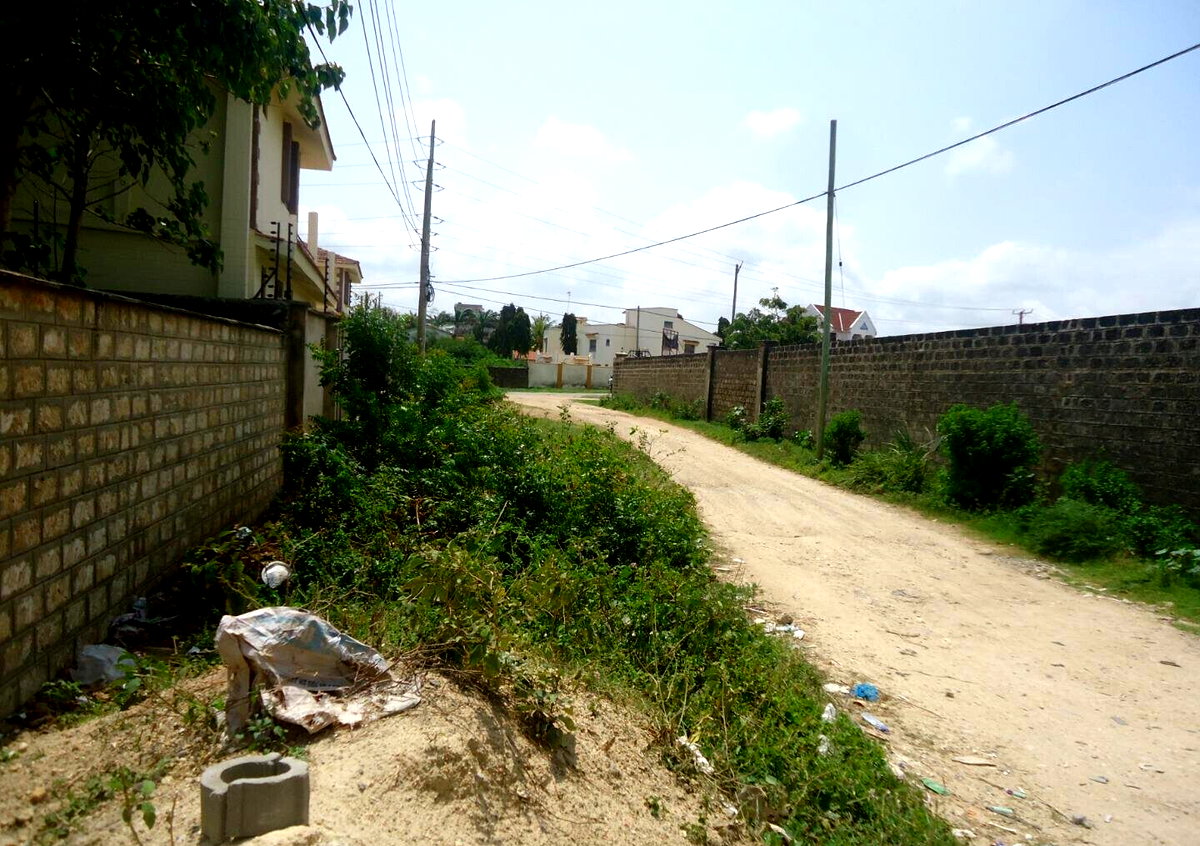2.5-Acre Garden Plot with Parking - Nyali