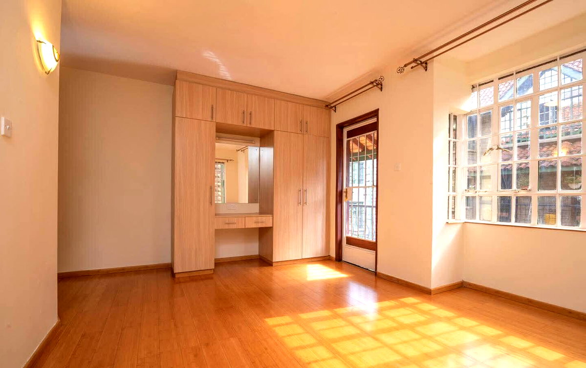 Spacious 4BR Townhouse in Gated Community - Kileleshwa