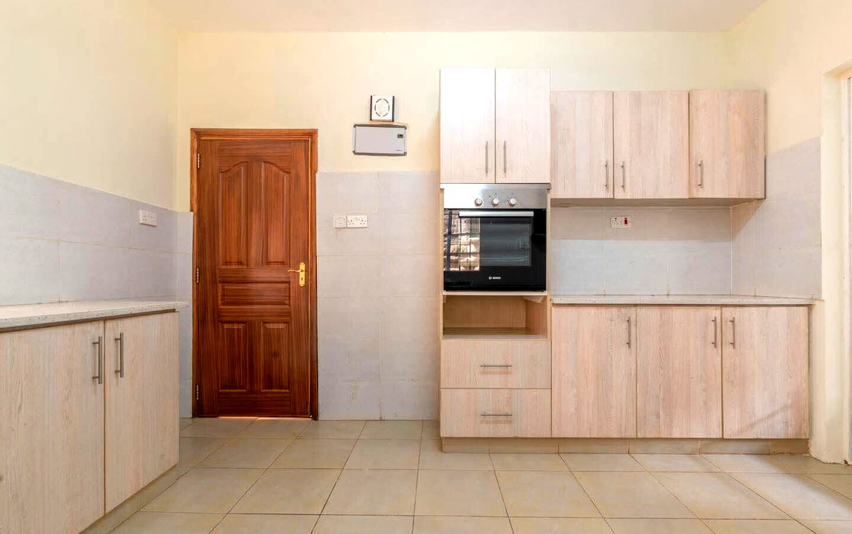 Spacious 4BR Townhouse in Gated Community - Kileleshwa