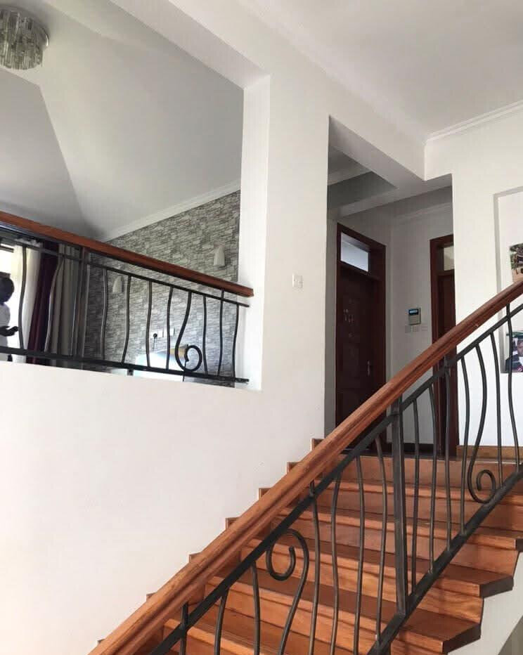 4BR Villa with Pool & Clubhouse on 1/3-Acre - Ridgeways