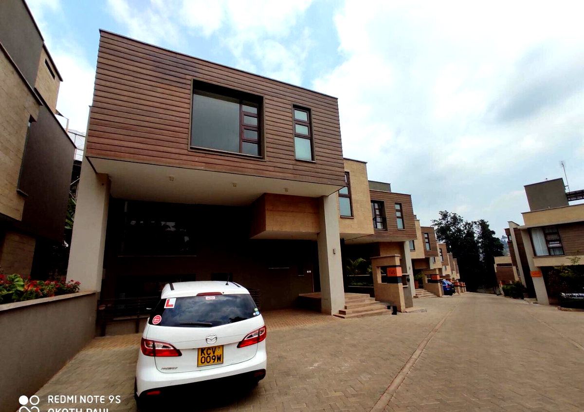 4-Ensuite Villa with Solar & Backup Generator - Lavington