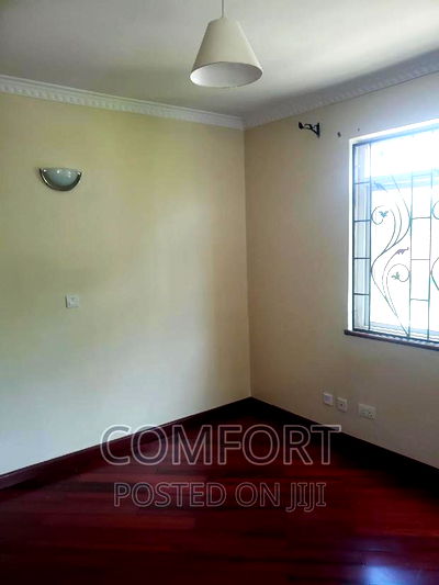 6bdrm Villa in Lavington Green for rent - Image 4