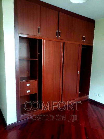 6bdrm Villa in Lavington Green for rent - Image 20