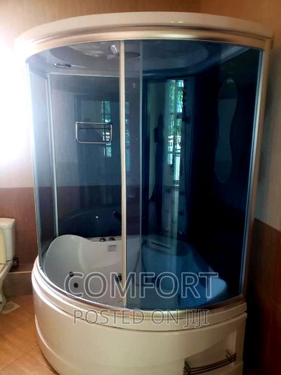 6bdrm Villa in Lavington Green for rent - Image 18