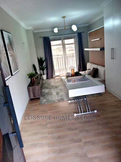 Studio Apartment in Gateway Mall Area for sale - Image 1