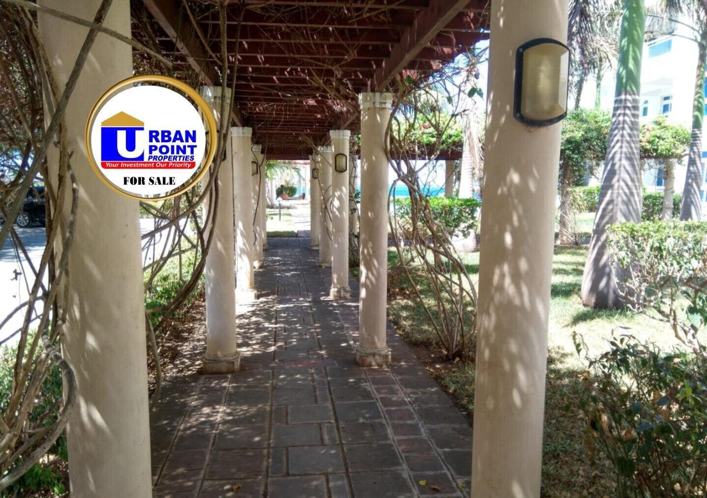 3BR All-Ensuite Beach Apartment with Pool & Garden - Nyali