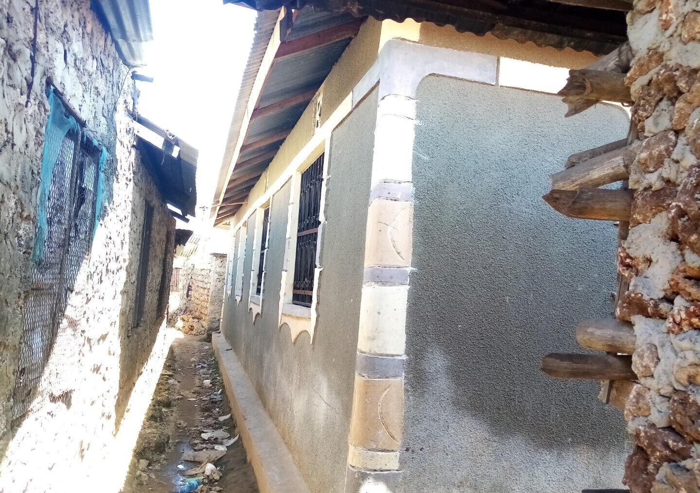0.99 Acre Commercial Plot in Bombolulu