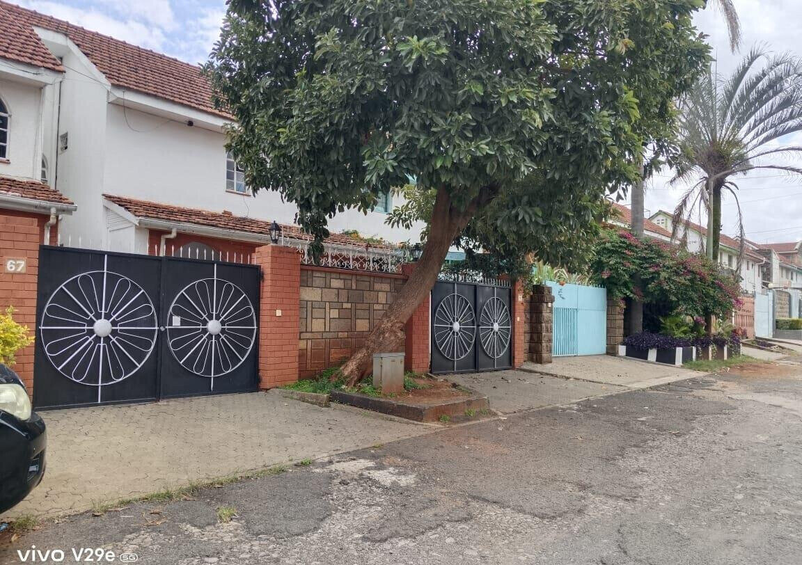 4BR Maisonette with Guest Wing & 10,000L Tank – Langata