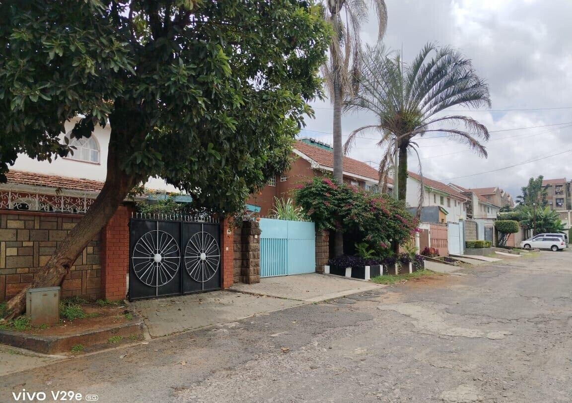 4BR Maisonette with Guest Wing & 10,000L Tank – Langata