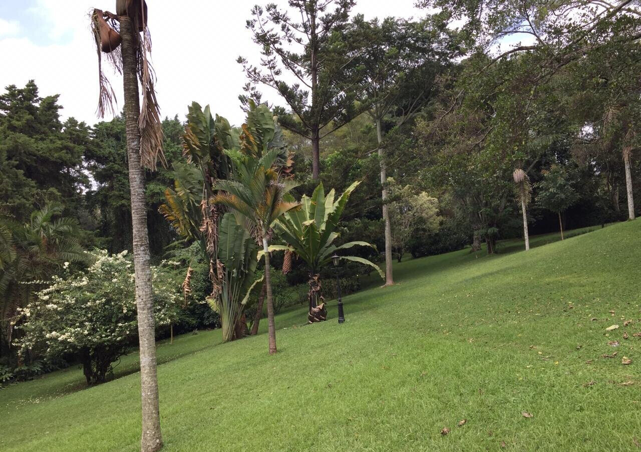 Half Acre Garden Plot with Parking at KSh 70M