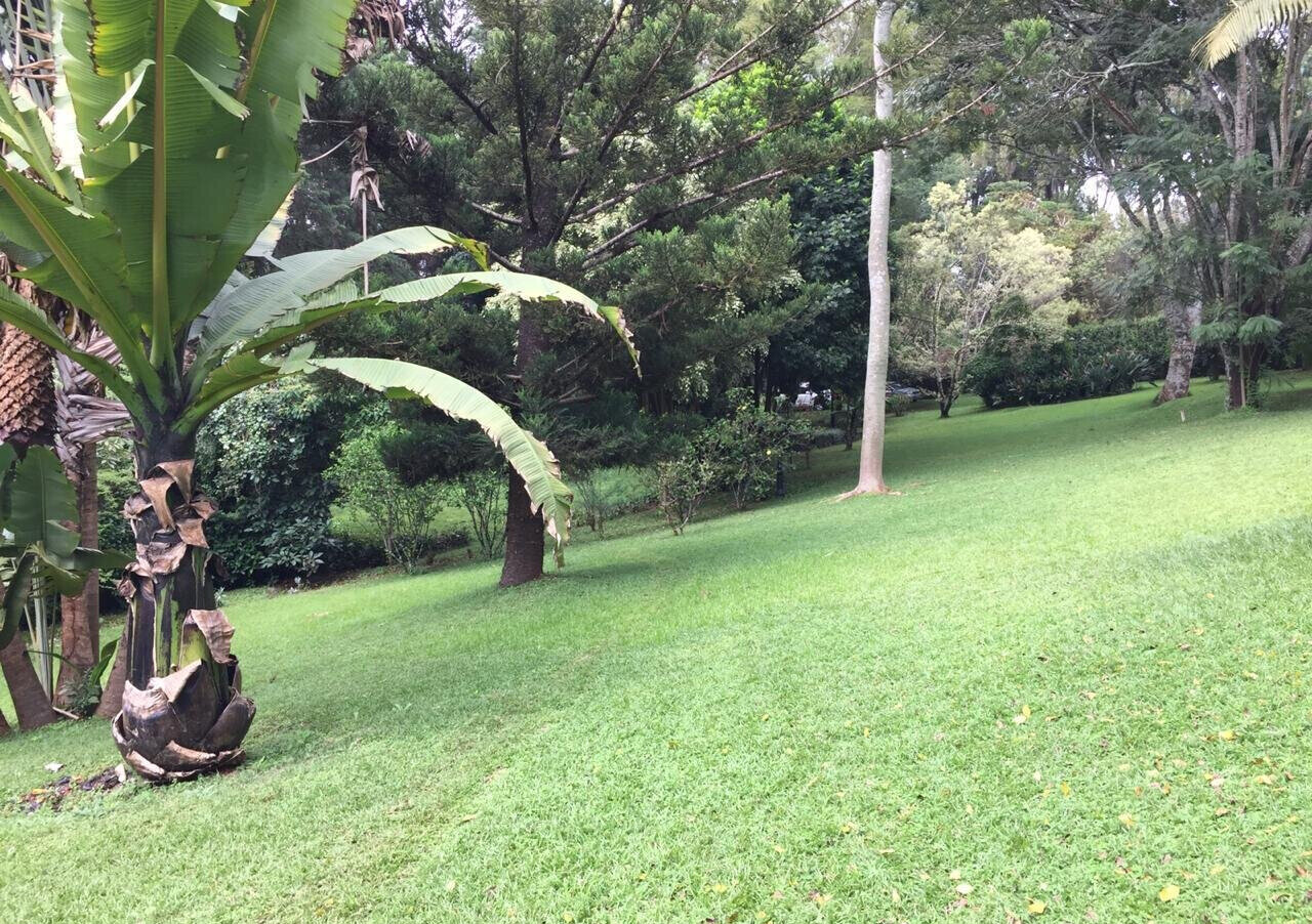 Half Acre Garden Plot with Parking at KSh 70M