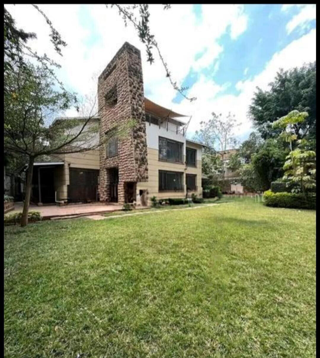 4BR All-Ensuite Townhouse with Private Garden & DSQ - Lavington