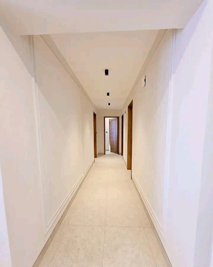 3BR All-Ensuite Apartment with Walk-In Closet & Pool - Nyali