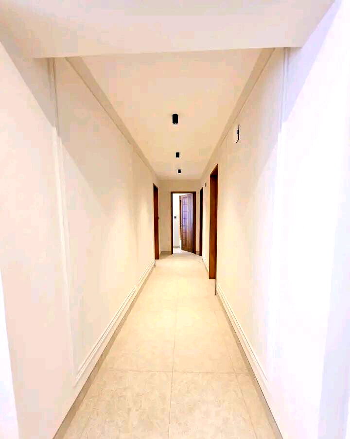 3BR All-Ensuite Apartment with Walk-In Closet & Pool - Nyali
