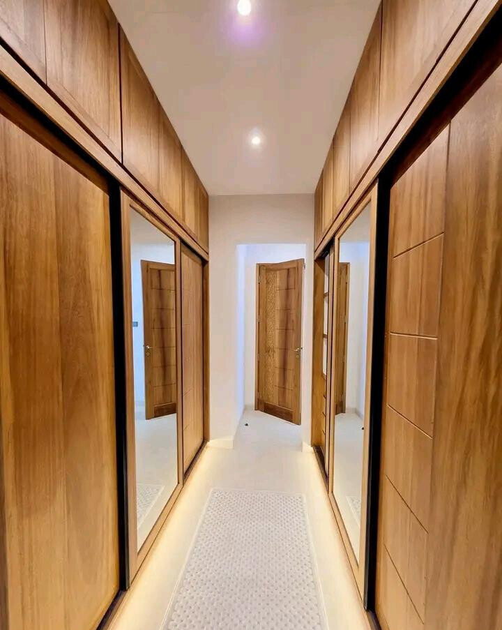 3BR All-Ensuite Apartment with Walk-In Closet & Pool - Nyali