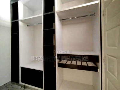 3bdrm Maisonette in Rimpa for sale - Image 3