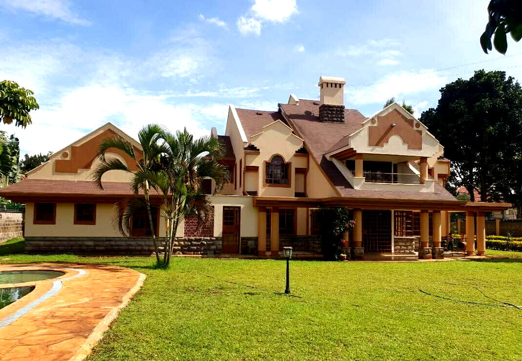 Executive 5BR All-Ensuite Townhouse with Pool & DSQ - Old Runda