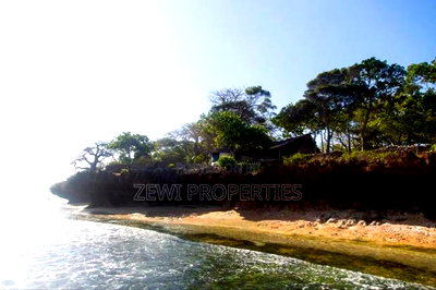 4.5 Acres Beach Front Plot Diani - Image 6