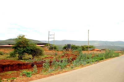 Plots for Sale in Ewauso-Kedong, Touching Ngong-Suswa Tarmac - Image 1
