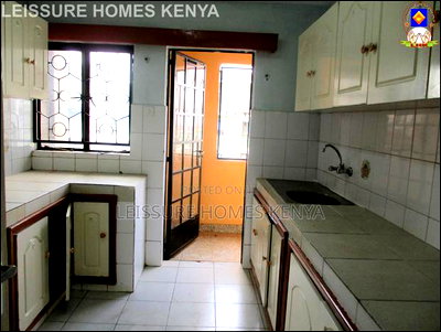 3bdrm Apartment in NHC Langata for sale - Image 10