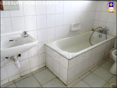 3bdrm Apartment in NHC Langata for sale - Image 15
