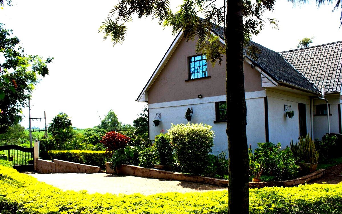 3BR Townhouse with 1-Bed SQ Near Mamboleo-Miwani Highway - Miwani