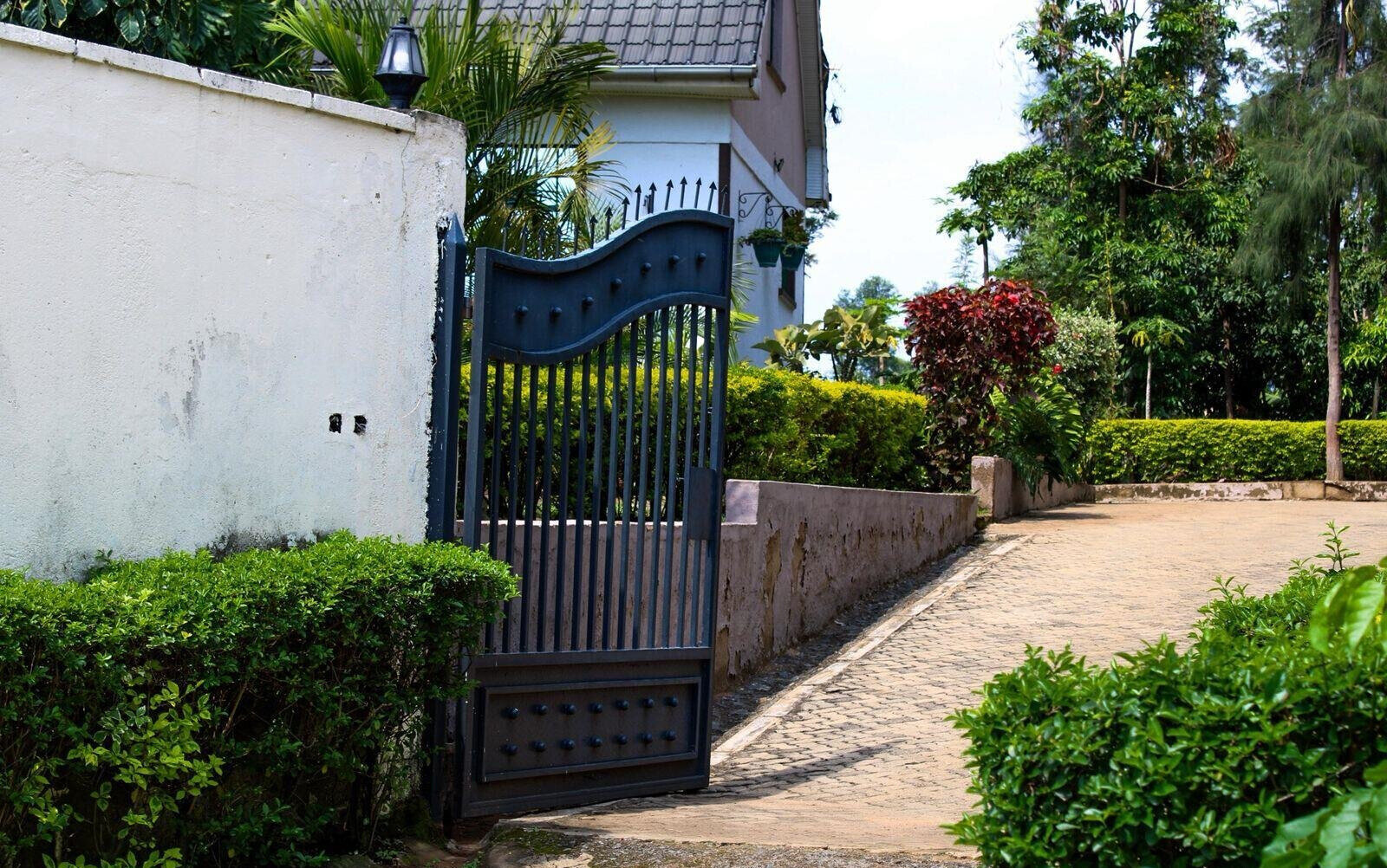 3BR Townhouse with 1-Bed SQ Near Mamboleo-Miwani Highway - Miwani
