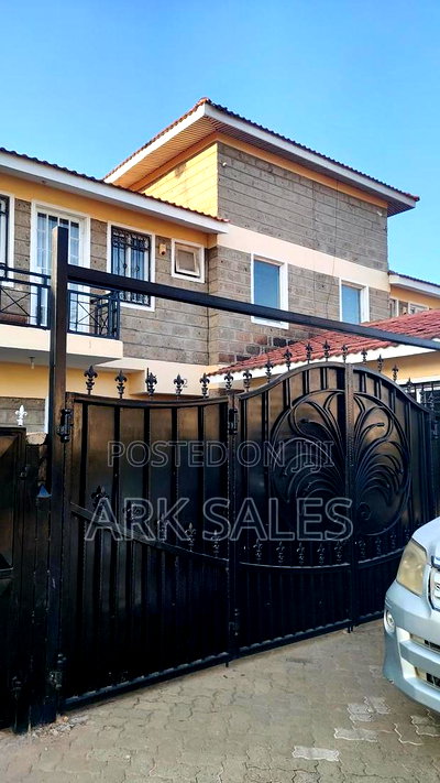 3bdrm Maisonette in Muthama Heights, Gateway Mall Area for sale - Image 1