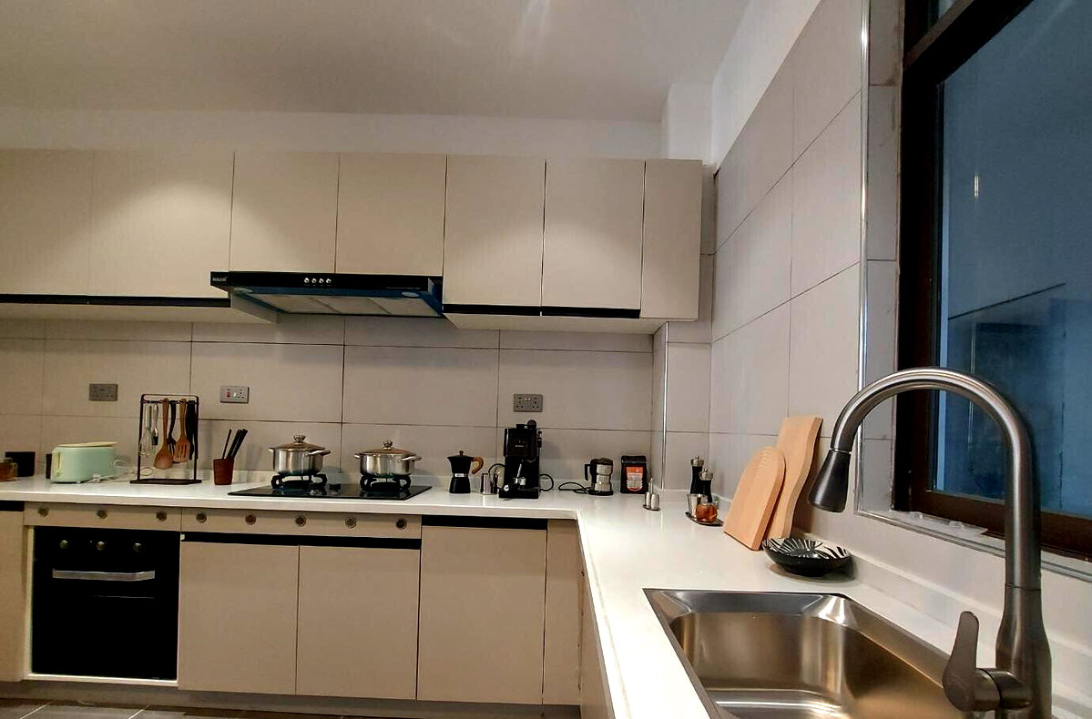 4BR All-Ensuite + DSQ with Rooftop Lounge & Pool - Kileleshwa
