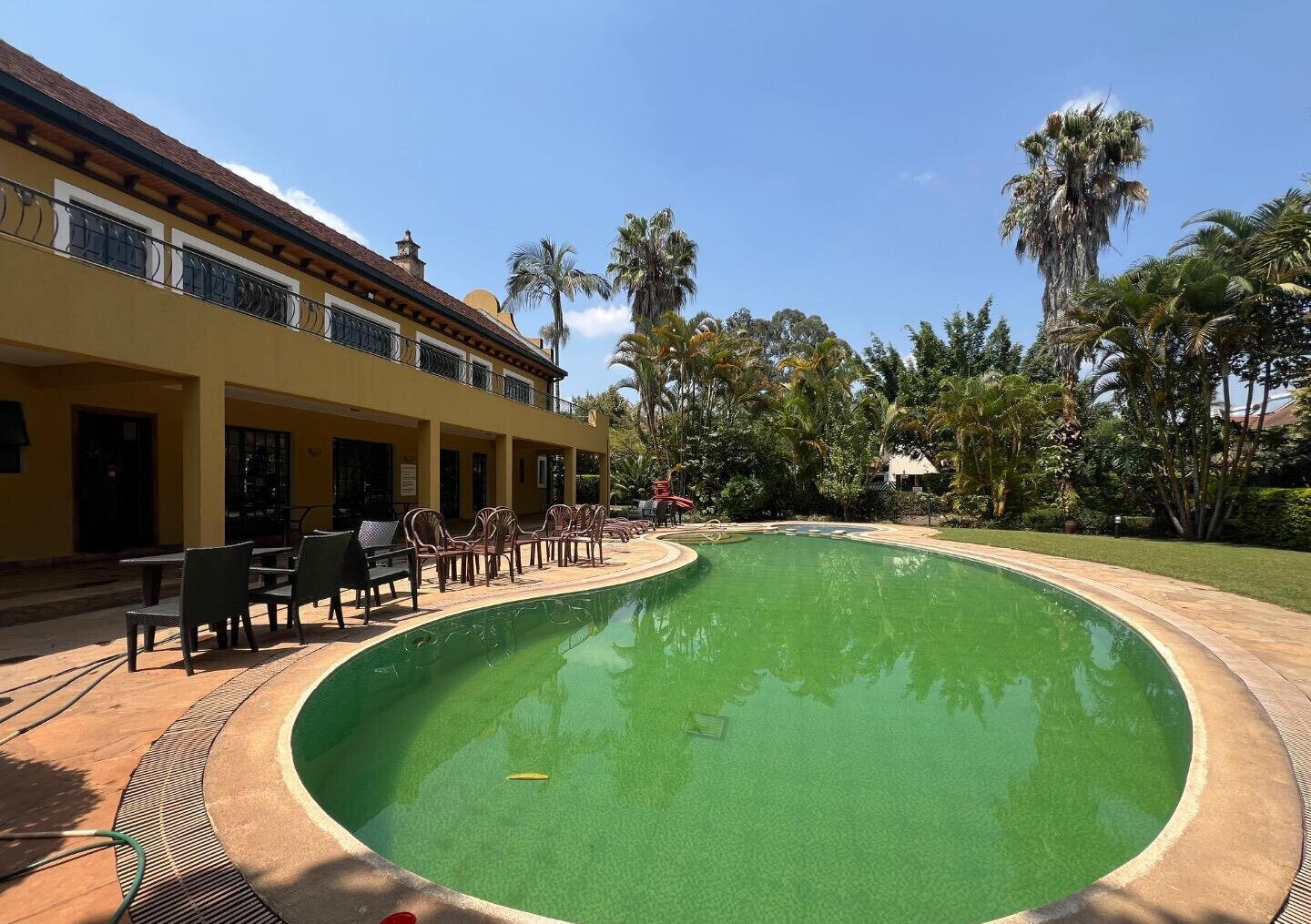 4BR All-Ensuite Townhouse with Private Sauna & Gym - Runda