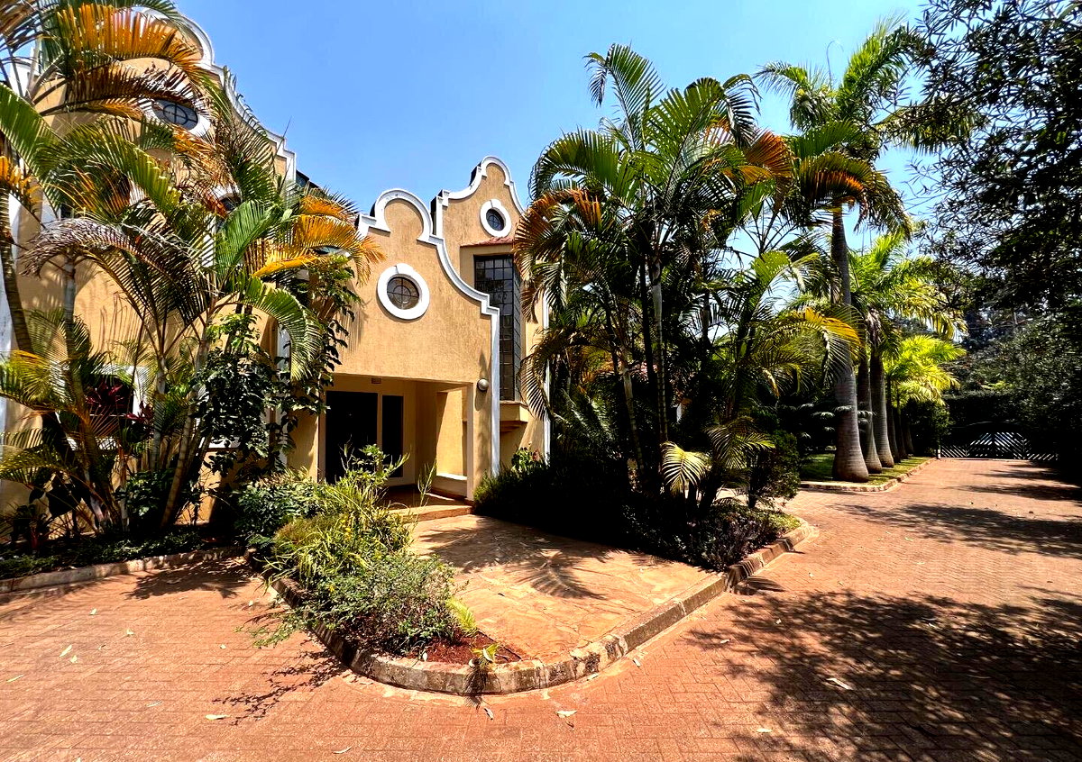 4BR All-Ensuite Townhouse with Private Sauna & Gym - Runda