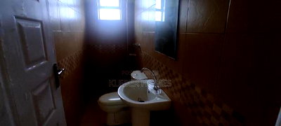 3bdrm Maisonette in Kitengela for sale - Image 8