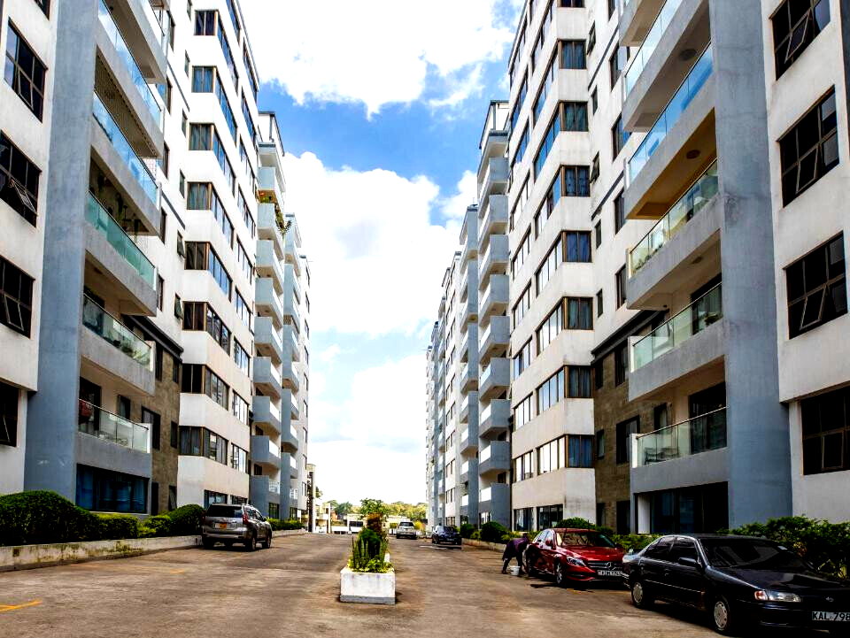 3BR Luxury Apartment with Custom Finishes & High-Speed Lifts - Lavington