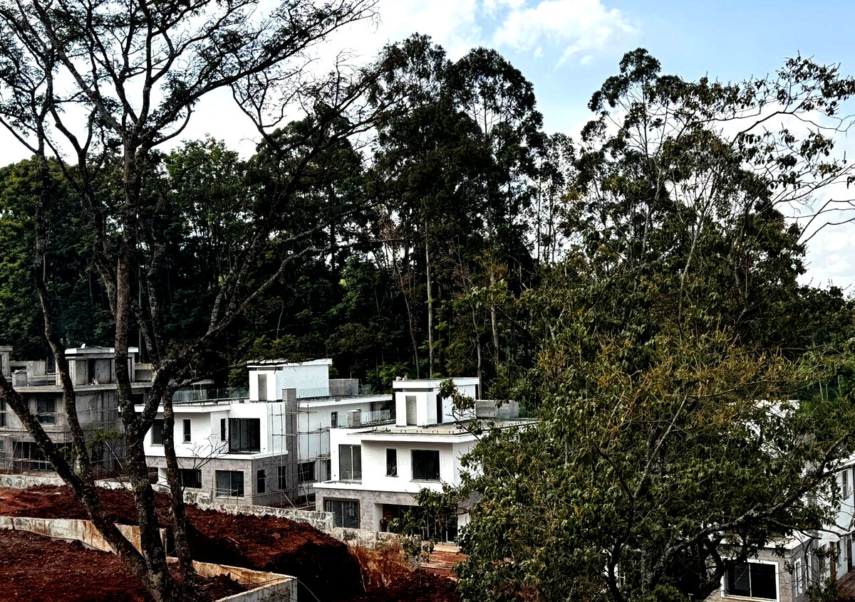 4-Ensuite Townhouse with Clubhouse & Rooftop Terrace - Loresho