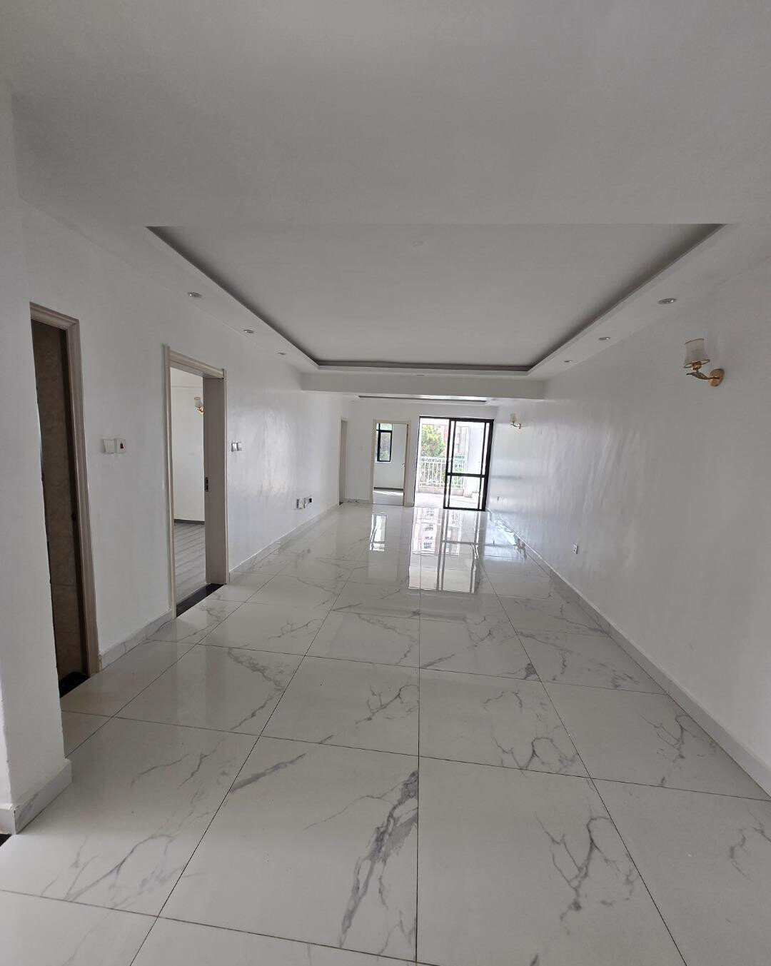 3BR with DSQ, Gym & Kids' Playground - Hurlingham