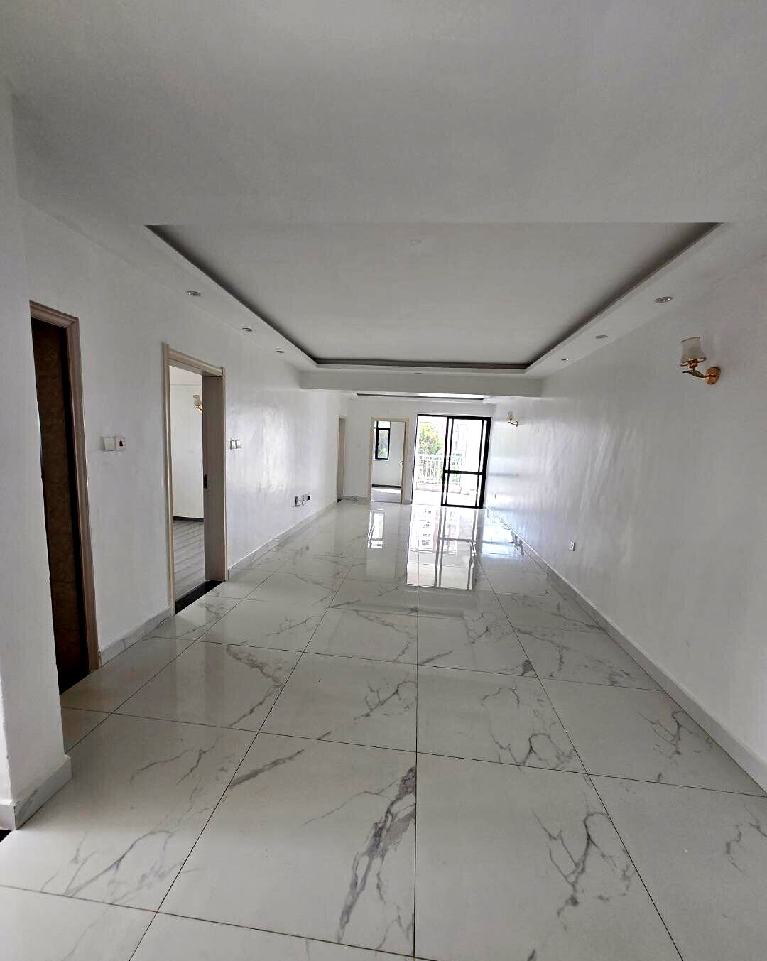 3BR with DSQ, Gym & Kids' Playground - Hurlingham