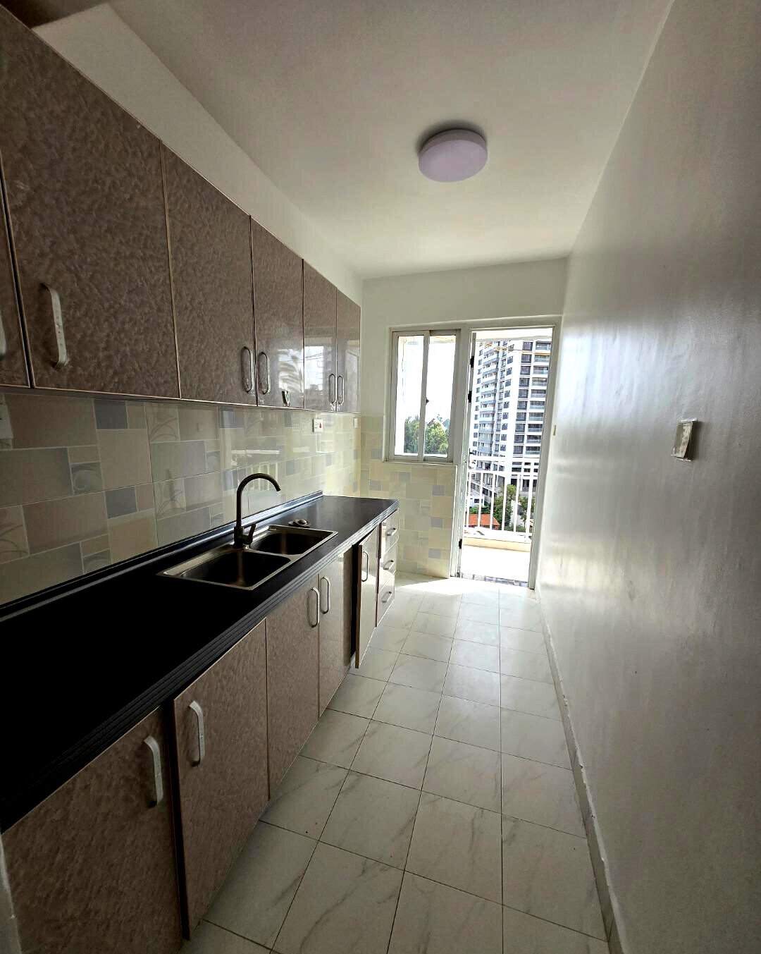 3BR with DSQ, Gym & Kids' Playground - Hurlingham