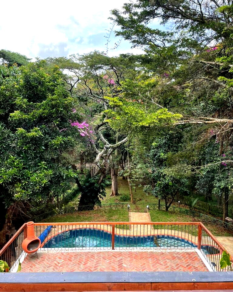 English Colonial 4-Bed on 0.85 Acre with Guest Suite - Muthaiga