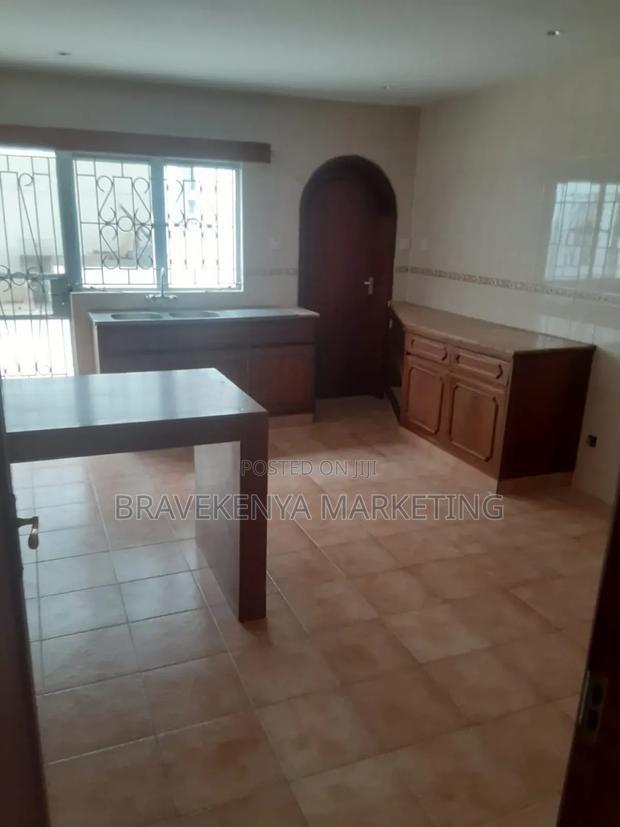 4bdrm House in Kyuna Estate for rent