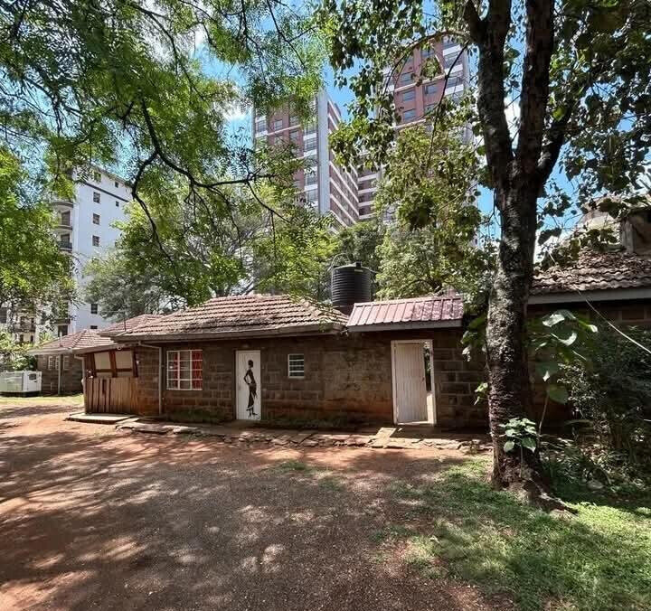 0.5 Acre Lavington Plot for KSh 150M